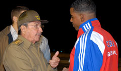 Regresaron los peloteros cubanos a la Patria